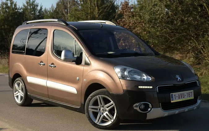 Peugeot Partner cena 38700 przebieg: 189267, rok produkcji 2014 z Świebodzin małe 781